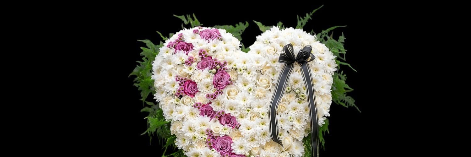 The Art of Sympathy Flowers: Choosing Arrangements That Respect and Comfort 