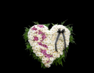 The Art of Sympathy Flowers: Choosing Arrangements That Respect and Comfort